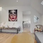 Bath Tub Penthouse In The City
